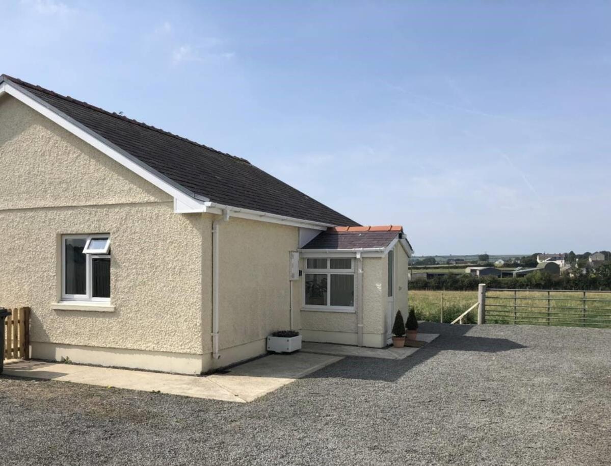 The Annexe - Spacious 2 Bedroom Detached Cottage Cardigan Exterior photo